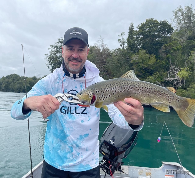 Fotos da pesca esportiva em Chaiten no Chile