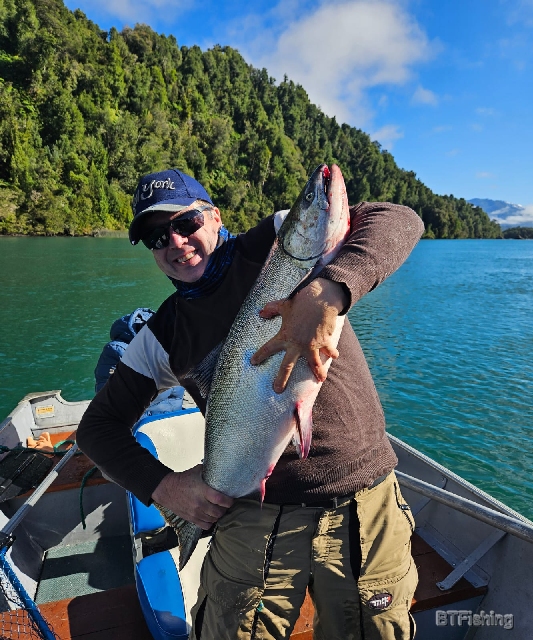 Fotos da pesca esportiva em Chaiten no Chile