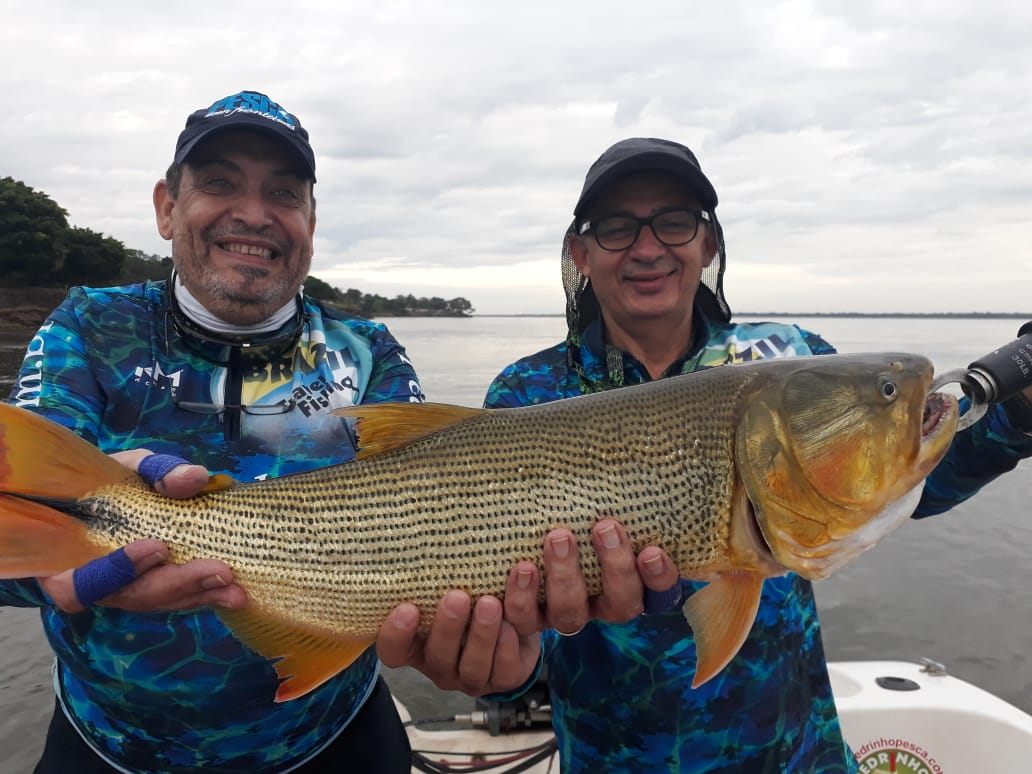 Fotos da pesca esportiva em Paso De La Patria na Argentina